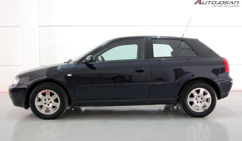 Audi A3 1.6i Attraction 3p. lleno