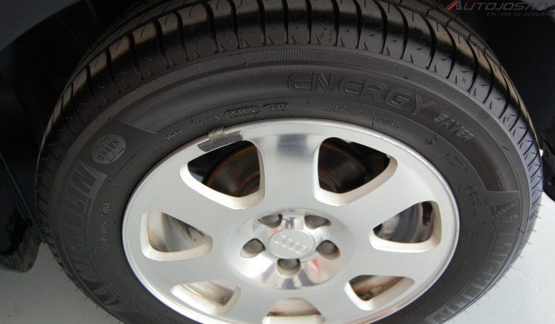 Audi A3 1.6i Attraction 3p. lleno