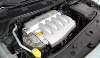 Renault Megane Grand Tour 1.6i 16V Dynamique lleno