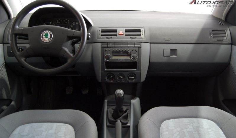 Skoda Fabia 1.9 SDi Comfort lleno