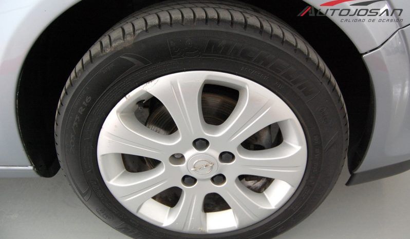 Opel Astra 1.7 CDTi Enjoy lleno