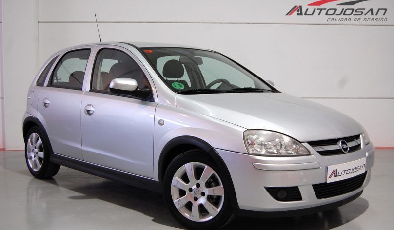 Opel Corsa 1.2i 16V Silverline lleno