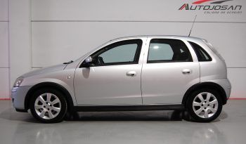 Opel Corsa 1.2i 16V Silverline lleno