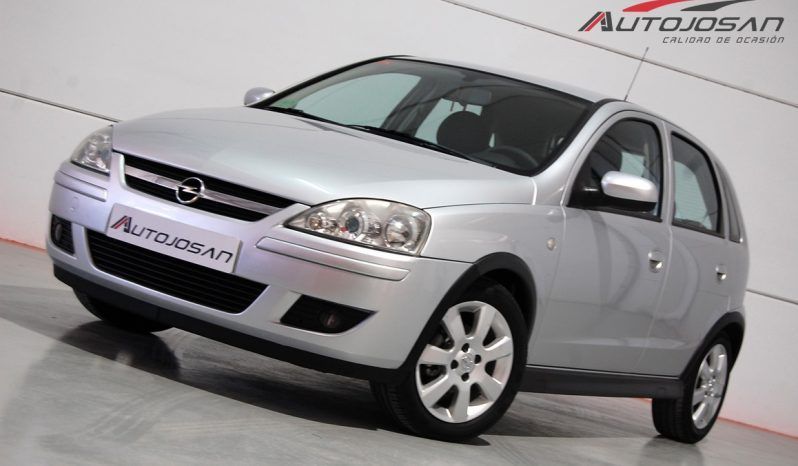 Opel Corsa 1.2i 16V Silverline lleno