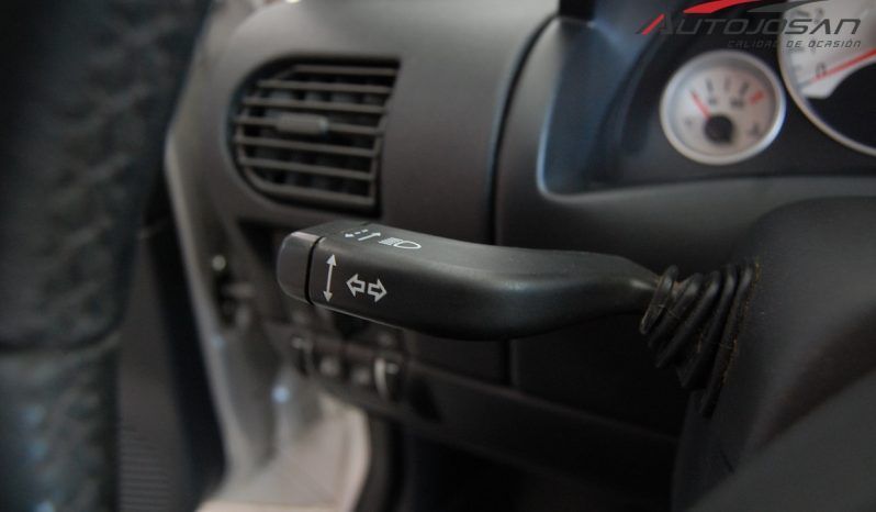 Opel Corsa 1.2i 16V Silverline lleno