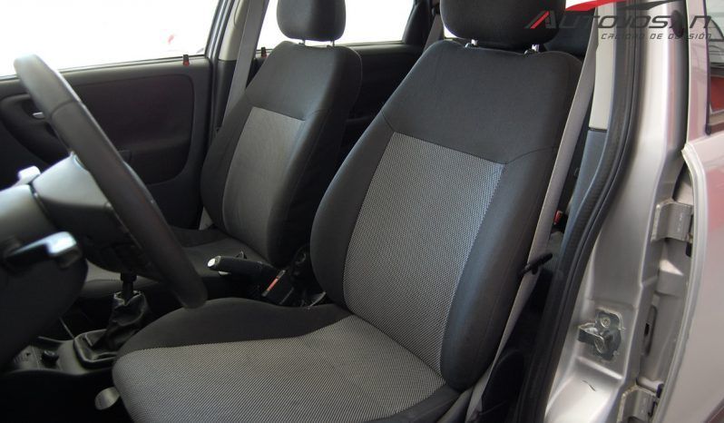 Opel Corsa 1.2i 16V Silverline lleno