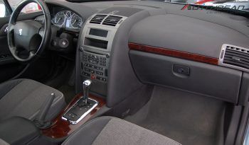 Peugeot 407 SW 2.0 HDi Automático lleno