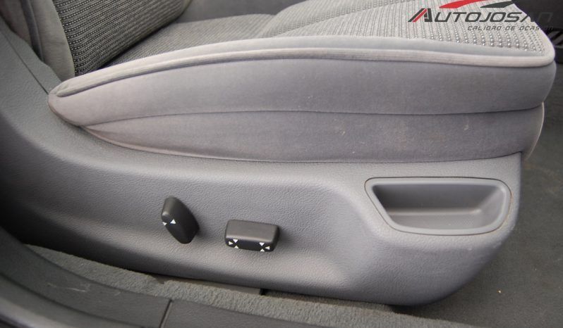 Peugeot 407 SW 2.0 HDi Automático lleno