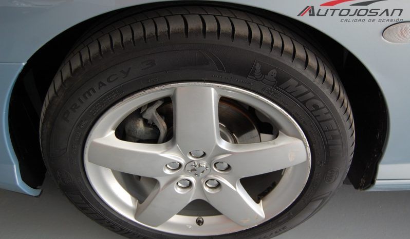 Peugeot 407 SW 2.0 HDi Automático lleno