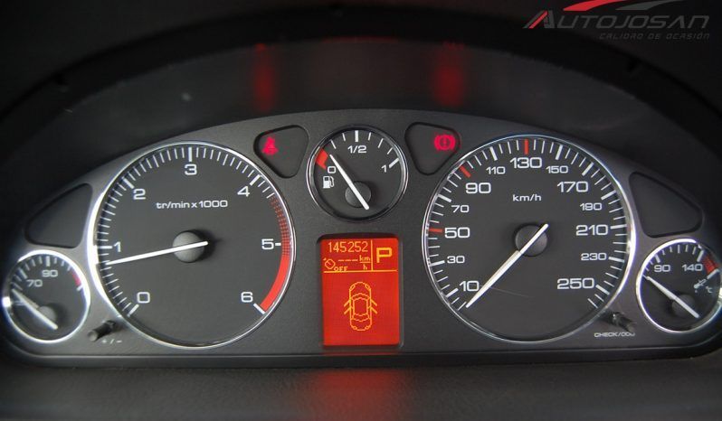 Peugeot 407 SW 2.0 HDi Automático lleno
