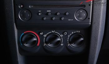 Renault Clio 1.5 dci Authentique lleno