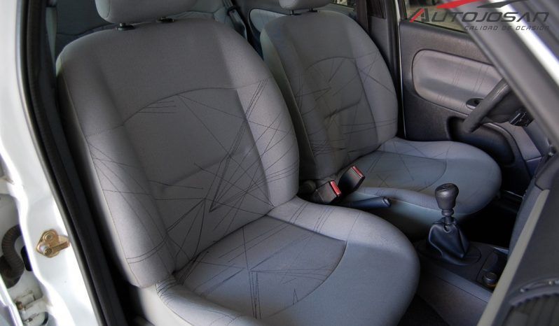Renault Clio 1.5 dci Authentique lleno