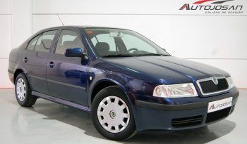 Skoda Octavia 1.9 TDi Ambiente lleno