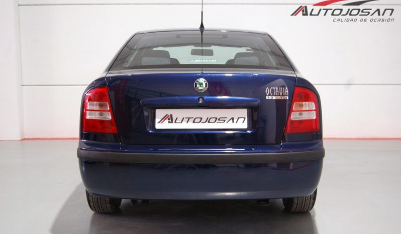 Skoda Octavia 1.9 TDi Ambiente lleno