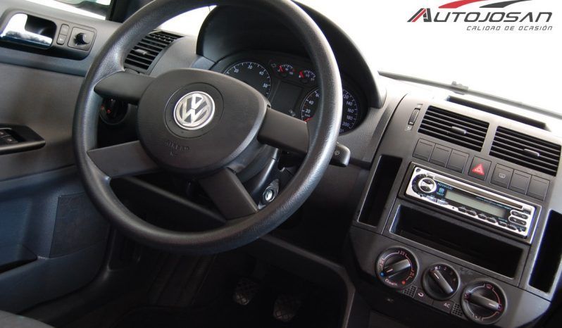 Volkswagen Polo 1.2i 12V lleno