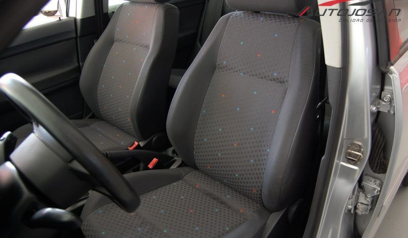 Volkswagen Polo 1.2i 12V lleno
