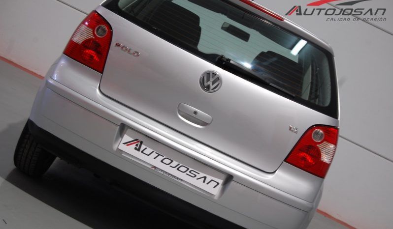 Volkswagen Polo 1.2i 12V lleno