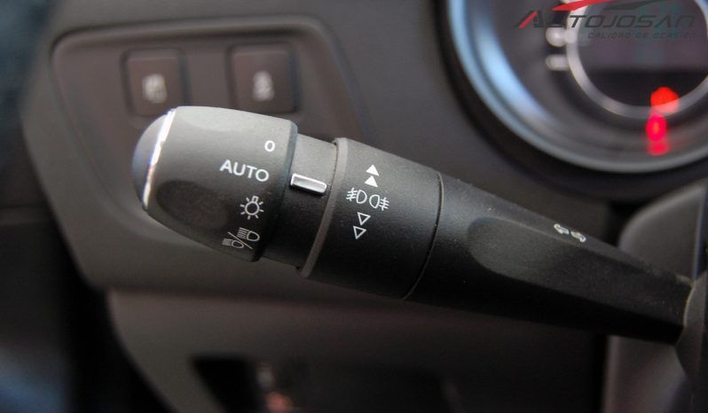 Citroën C4 BlueHDi Live Edition lleno