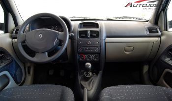 Renault Clio 1.2i 16V Expression lleno