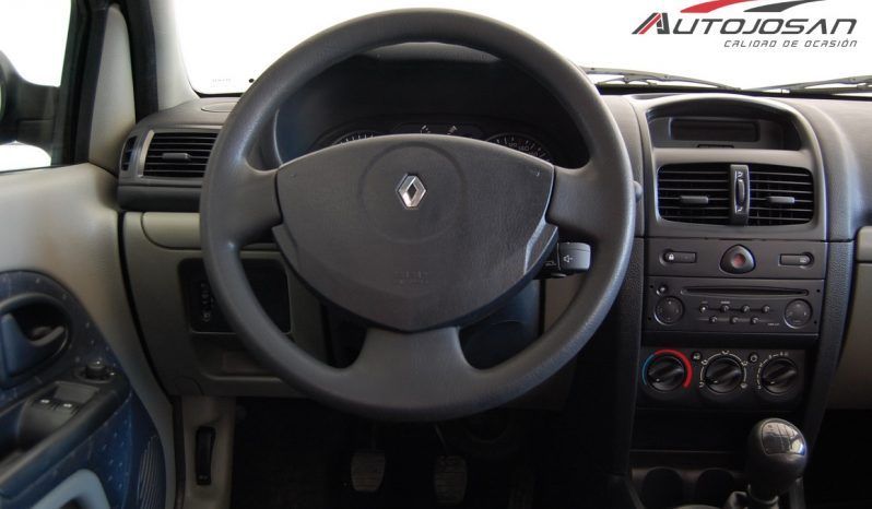 Renault Clio 1.2i 16V Expression lleno