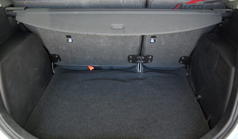 Mazda 2 Sportive 1.6i lleno
