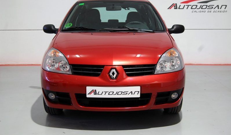 Renault Clio 1.2i 16V Campus lleno