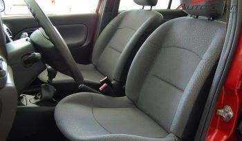 Renault Clio 1.2i 16V Campus lleno