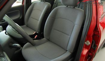 Renault Clio 1.2i 16V Campus lleno