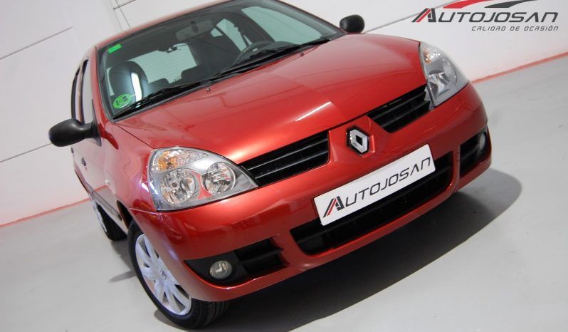 Renault Clio 1.2i 16V Campus lleno