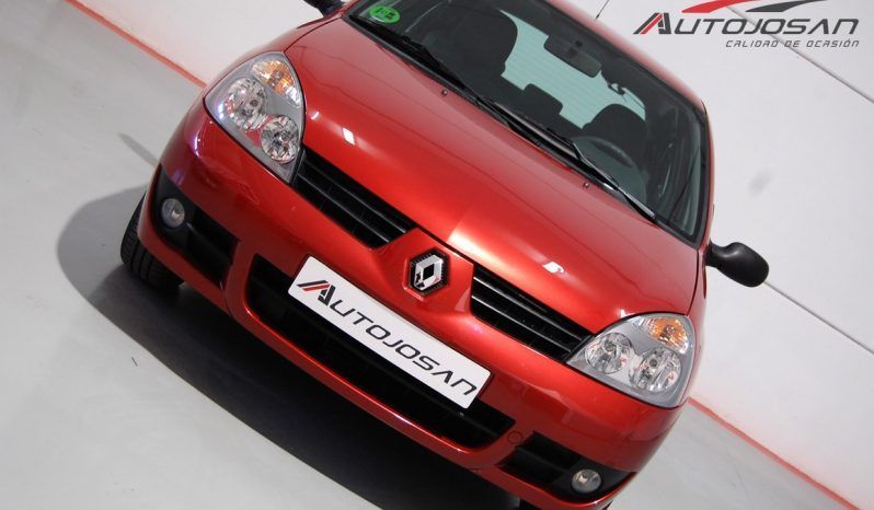 Renault Clio 1.2i 16V Campus lleno