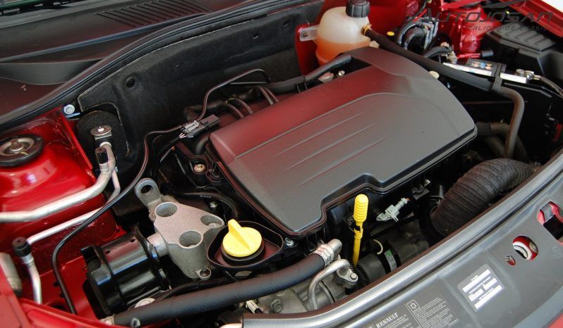 Renault Clio 1.2i 16V Campus lleno