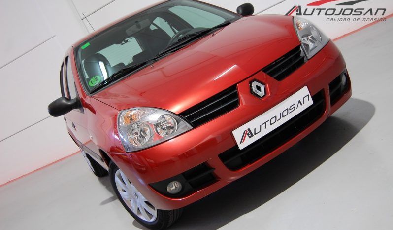 Renault Clio 1.2i 16V Campus lleno