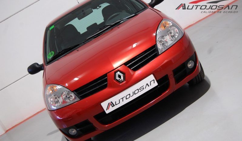 Renault Clio 1.2i 16V Campus lleno