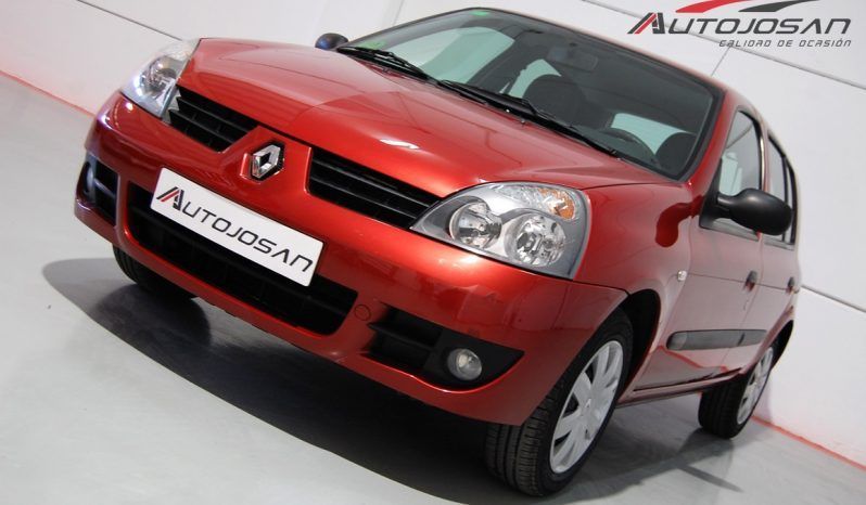 Renault Clio 1.2i 16V Campus lleno