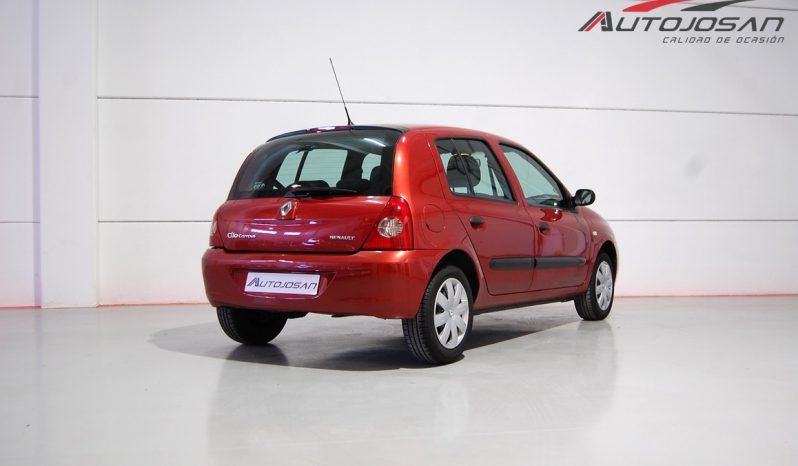 Renault Clio 1.2i 16V Campus lleno