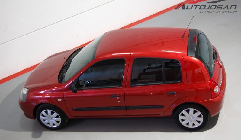 Renault Clio 1.2i 16V Campus lleno