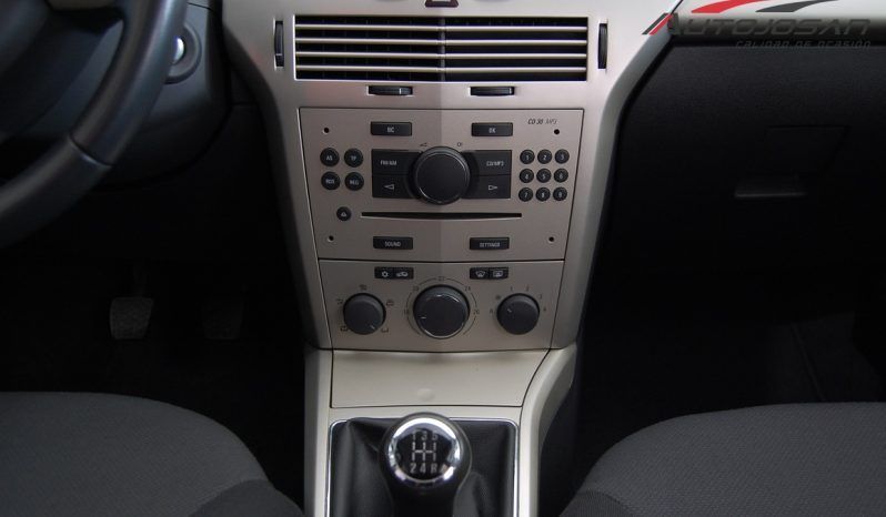 Opel Astra 1.7 CDTi Enjoy lleno
