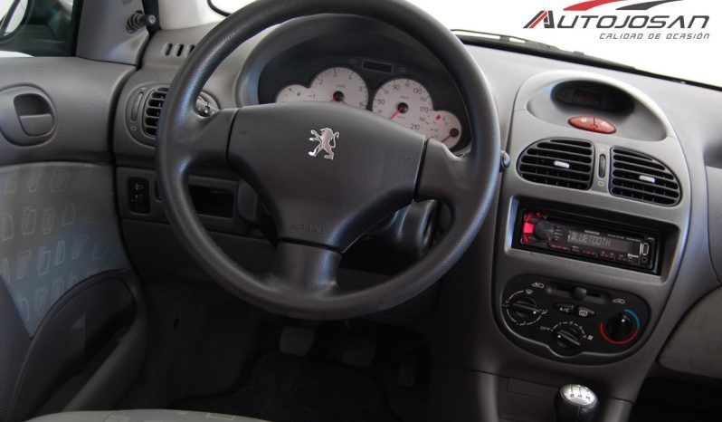 Peugeot 206 1.4i X-Line 5p lleno