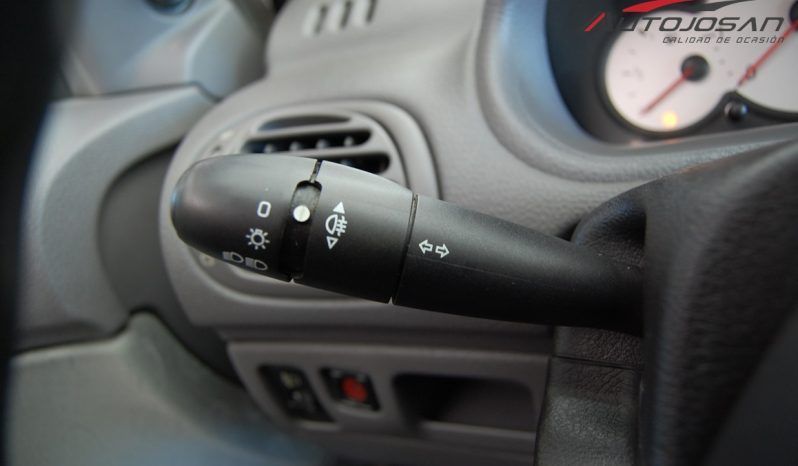 Peugeot 206 1.4i X-Line 5p lleno