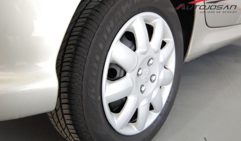 Peugeot 206 1.4i X-Line 5p lleno