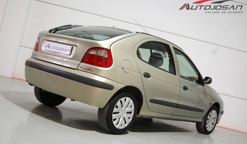 Renault Megane 1.9 dTi Century lleno