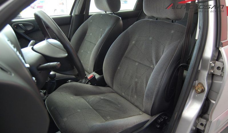 Citroën Xsara 1.6i 16V lleno