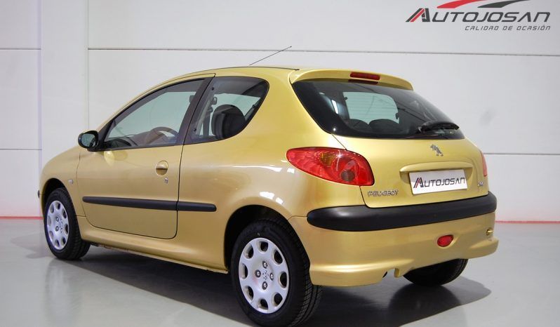 Peugeot 206 1.4i 3p. lleno