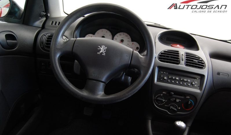 Peugeot 206 1.4i 3p. lleno