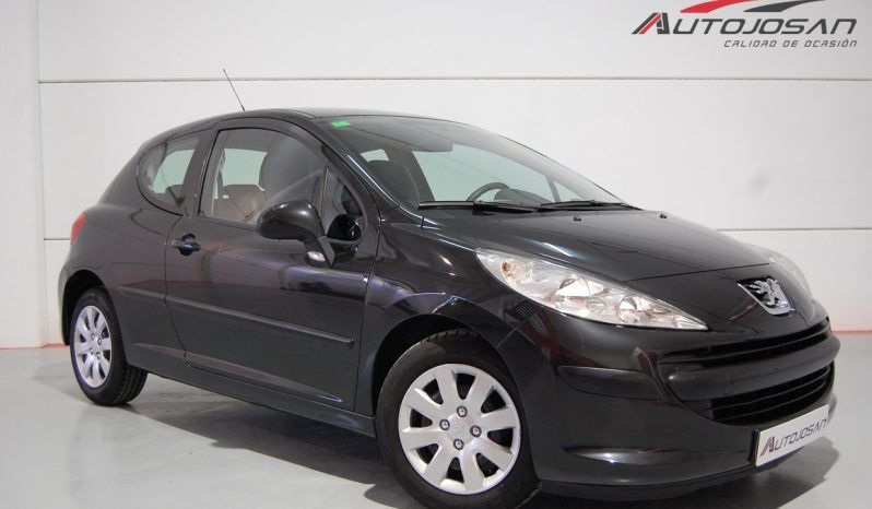 Peugeot 207 1.4i X-Line lleno