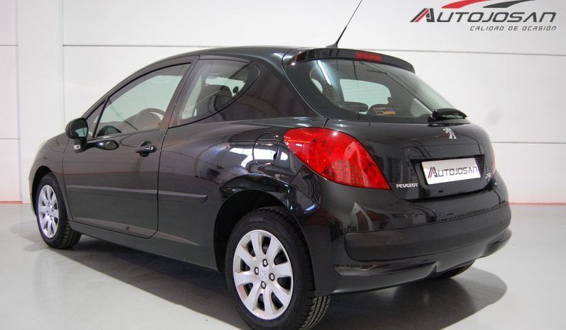 Peugeot 207 1.4i X-Line lleno