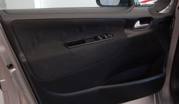 Peugeot 207 1.4i Confort 5p lleno