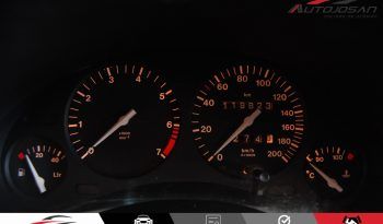 Opel Corsa 1.2i 16V Edition lleno