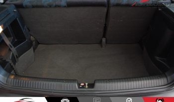 Opel Corsa 1.2i 16V Edition lleno
