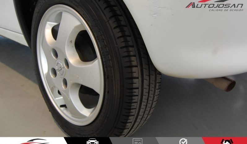 Opel Corsa 1.2i 16V Edition lleno